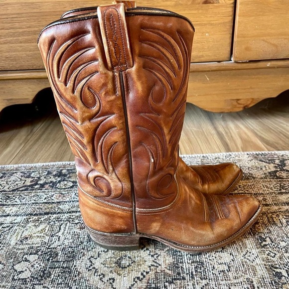 Vintage Leather Embroidered Cowboy Western Boots in Cognac Brown - 6 - Picture 5 of 8
